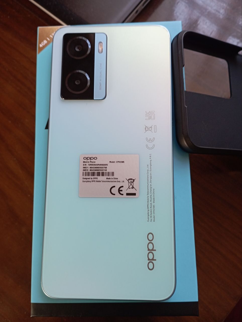Продам смартфон OPPO с гарантией состояние нового