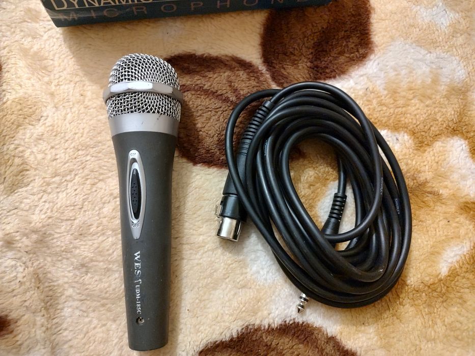 Инструментальный аудио кабель(шнур), динамический микрофон West