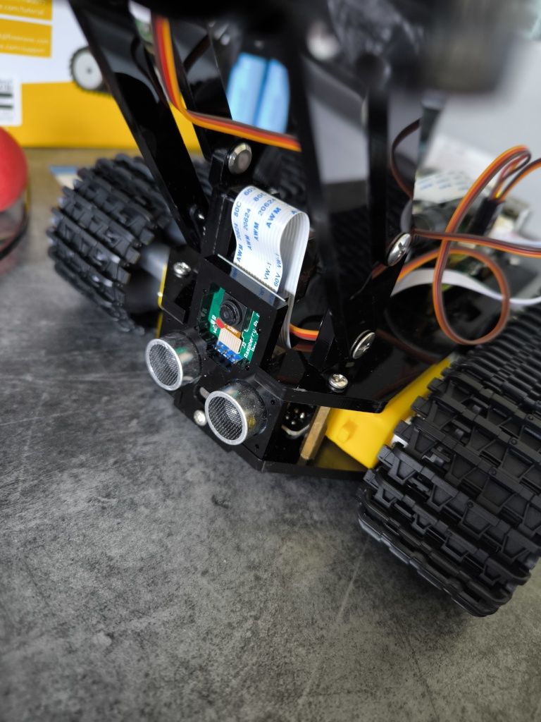 Czołg Robot Zestaw do Nauki Robotyki i języka Python Raspberry Pi 4