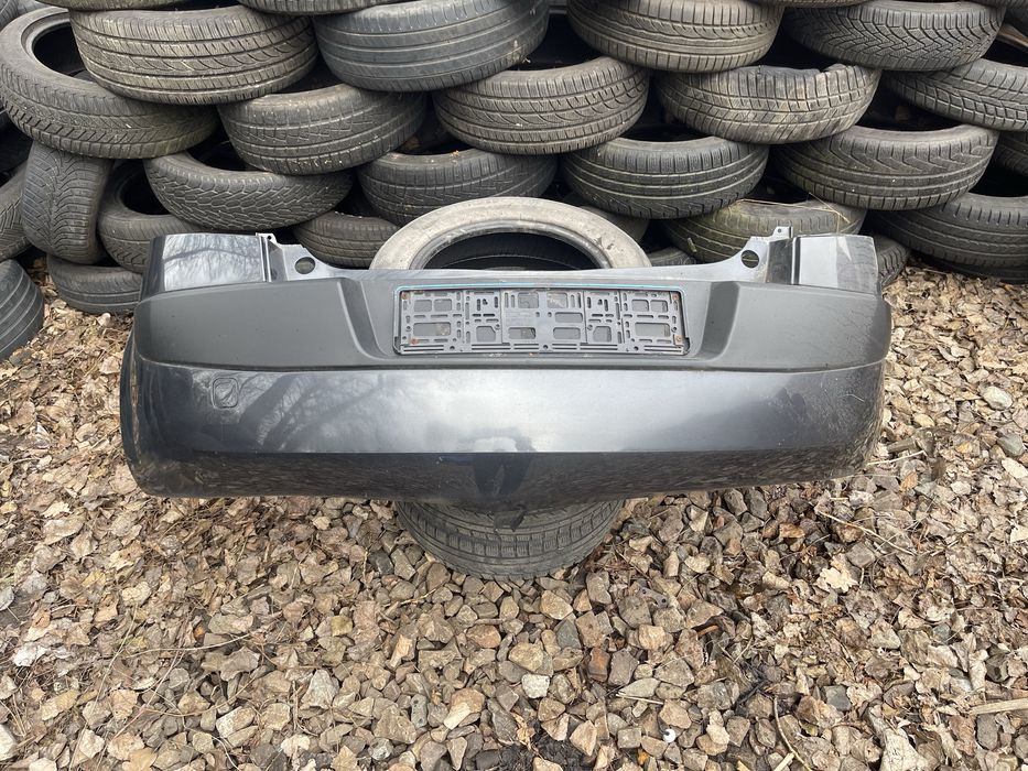 Zderzak Tył tylny Renault Megane II HB 5 drzwi nv676