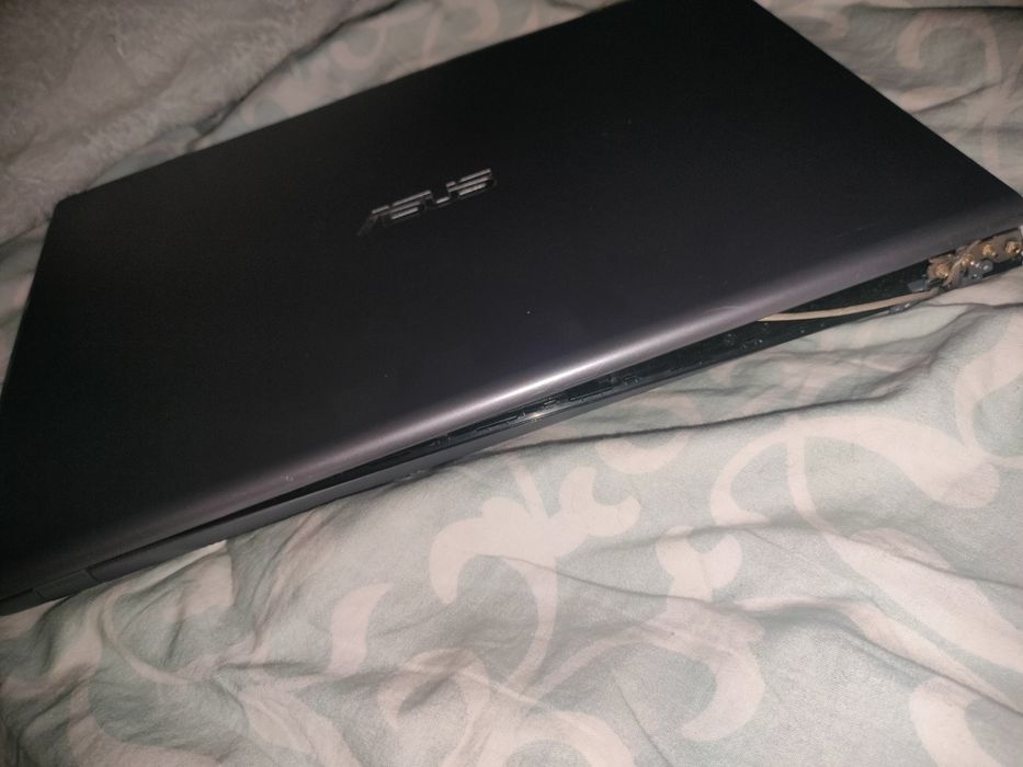 Uszkodzony Laptop Asus notebook D509D