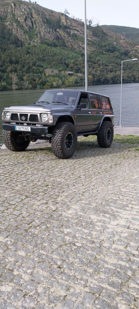 Nissan patrol gr y60 longo