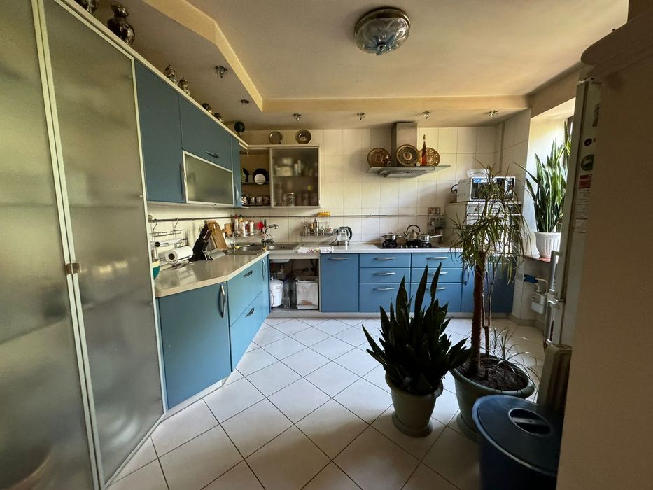 168 метров. Центр. 5/10 эт. Новый дом. ГАЗ. Ремонт. ул. Б.Хмельницкого