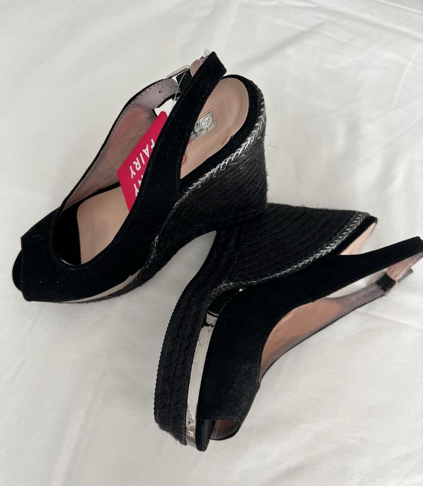 Stylowe nowe buty na koturnie z paskiem z tyłu, Jenny Fairy, Ccc, 36