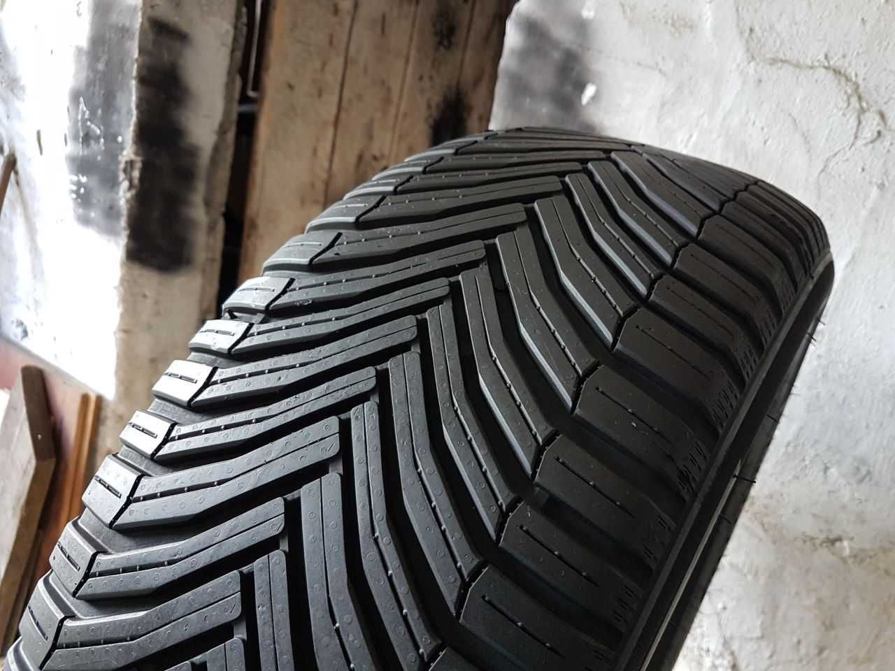 Opona Jak Nowa Demo całoroczna 225/55R19 7mm Michelin CrossClimate SUV