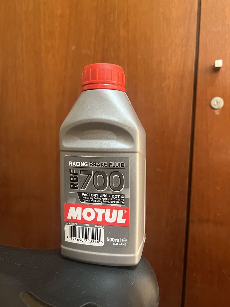 Óleo dos travões Motul rbf 700