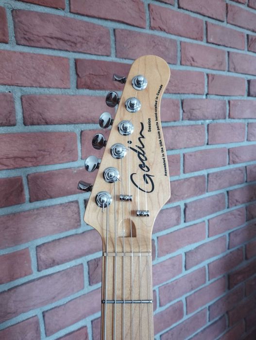 Godin Session Stratocaster HSS