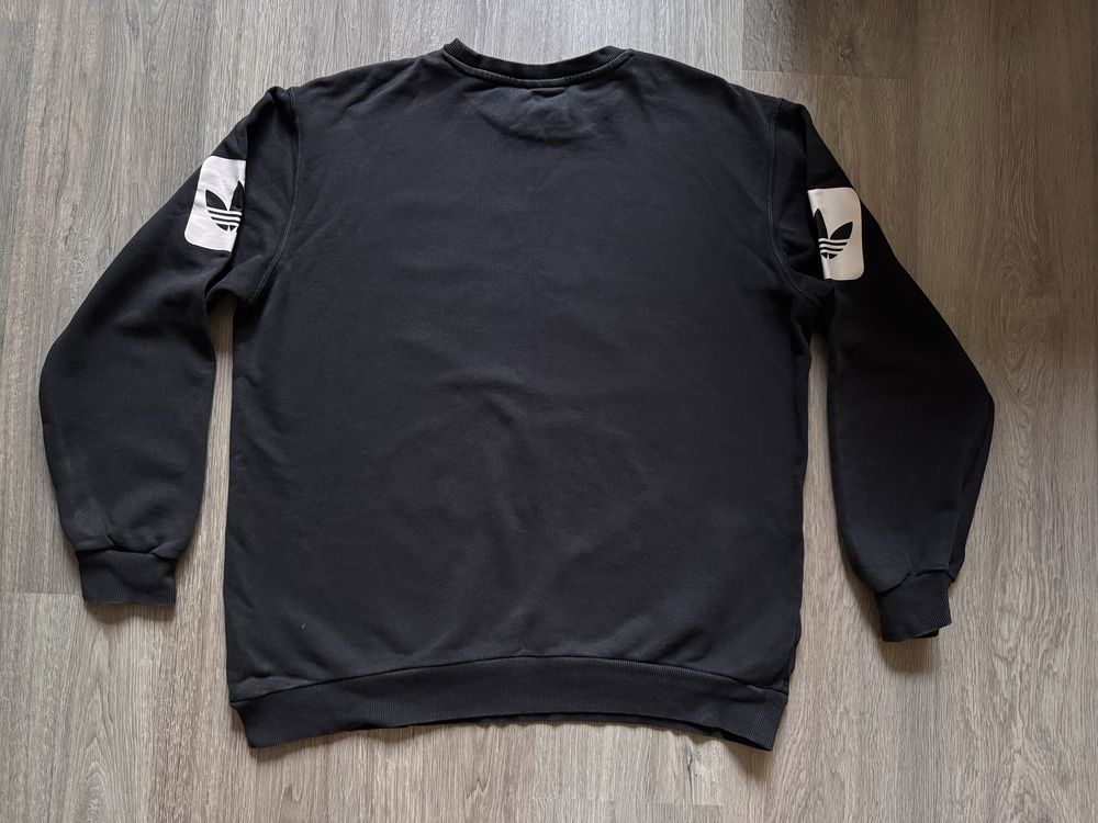 Кофта Adidas. Розмір L