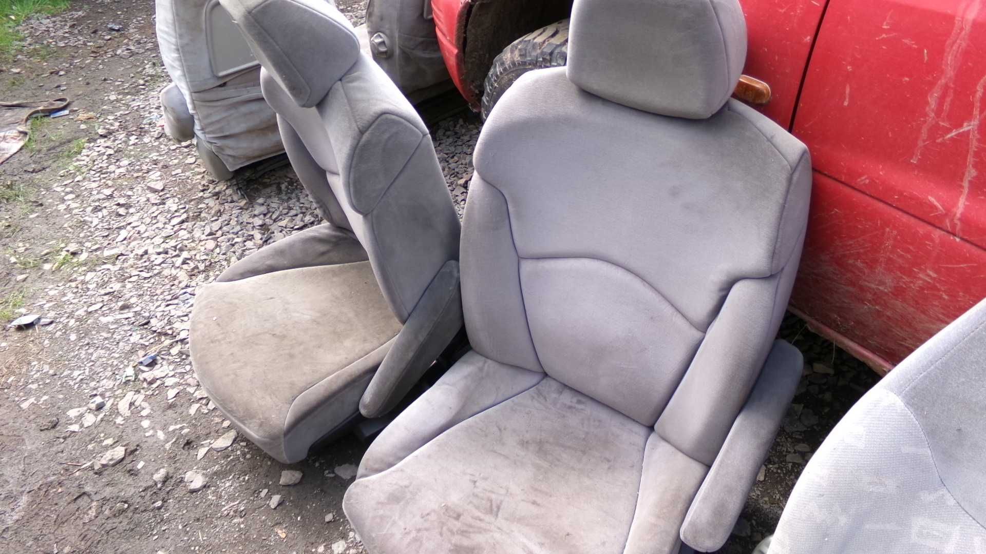 Cze5 Fotel siedzenie kamper bus citroen c8 obrotowe kapitańskie