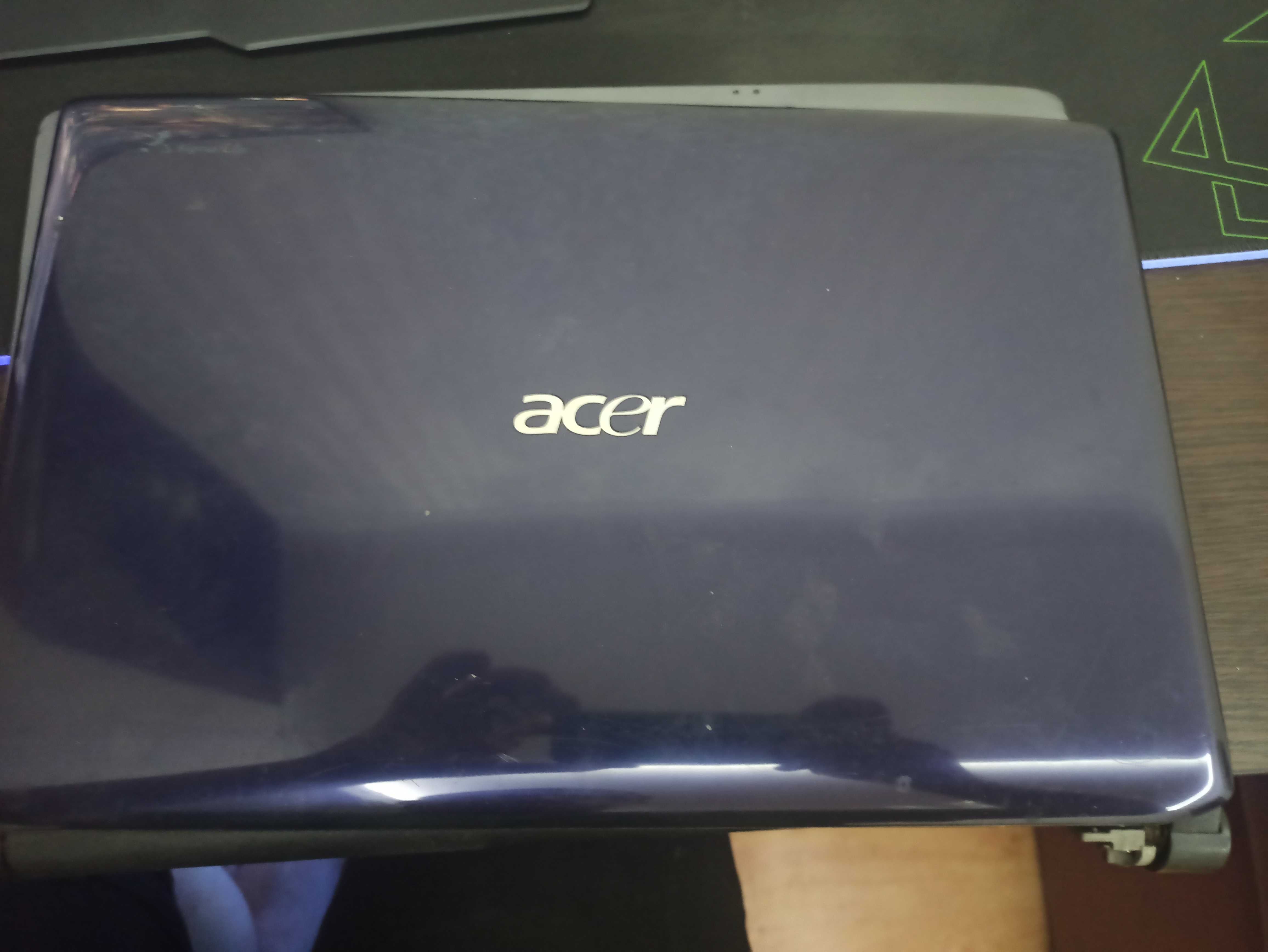 Ноутбук Acer Aspire 4740 на детали