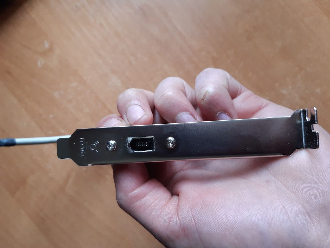 Asus FireWire IEEE 1394 Bracket (DV 9pin,i-Link)
