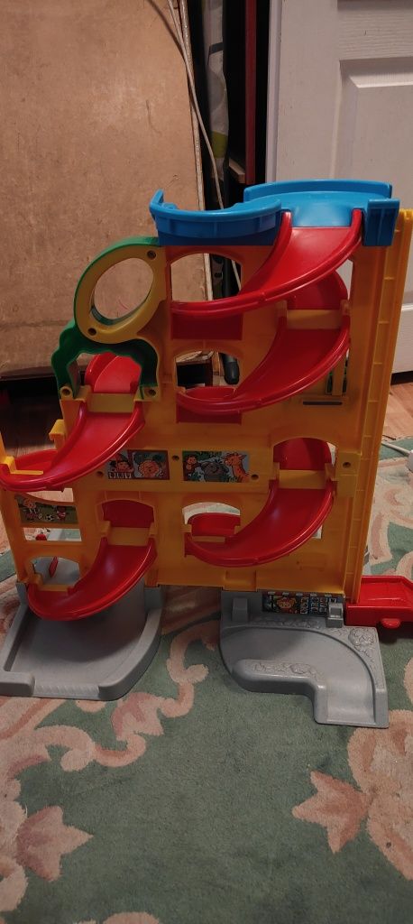 Zjeżdżalnia Fisher Price