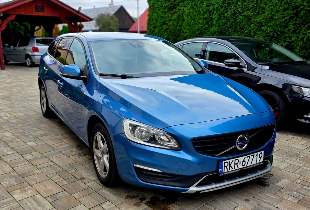 Volvo V60 150KM