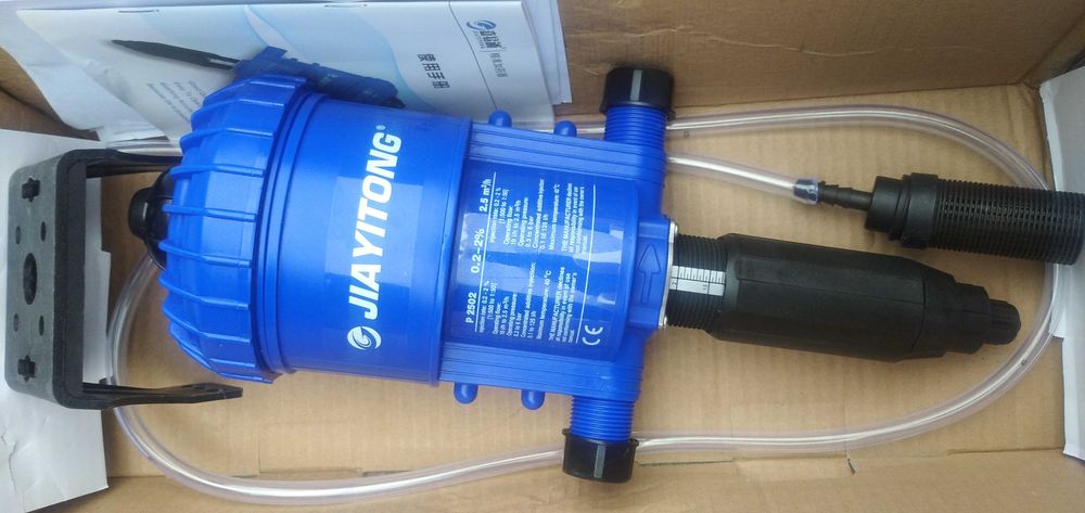 Дозатор ліків, добрив. DOSER P2502 (0,2-2%)