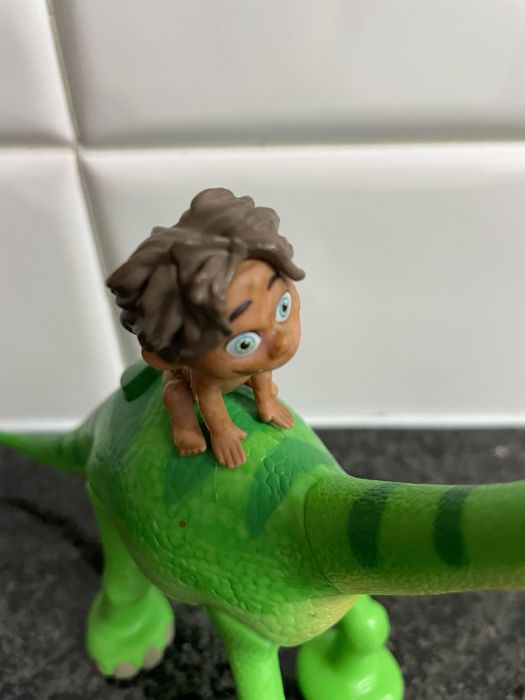 Disney Pixar The Good Dinosaur Spot e o Arlo