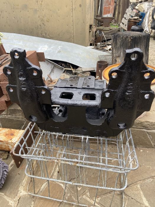 Кронштейн оси балансира УРАЛ 4320