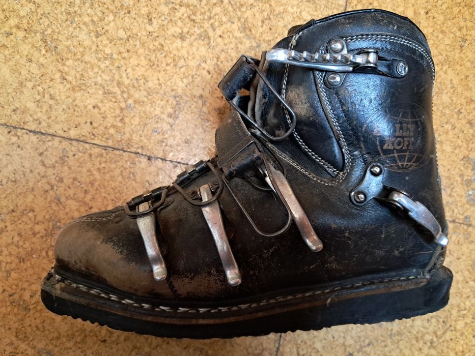 Botas de ski dos anos 60