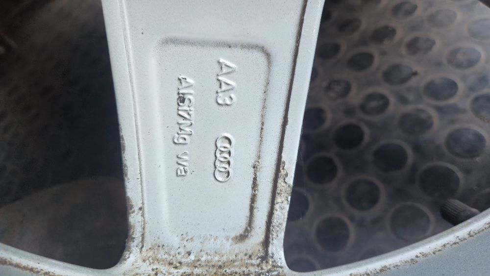 R17 Felgi audi a4 b8