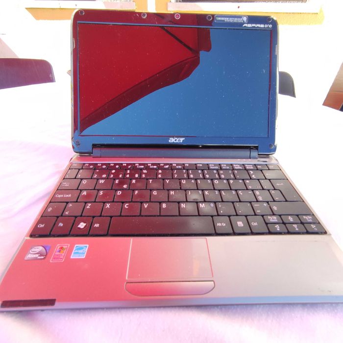 Material informático DEll, Magalhães, Samsung e ACER