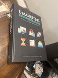 E-marketing, Sala Królewski