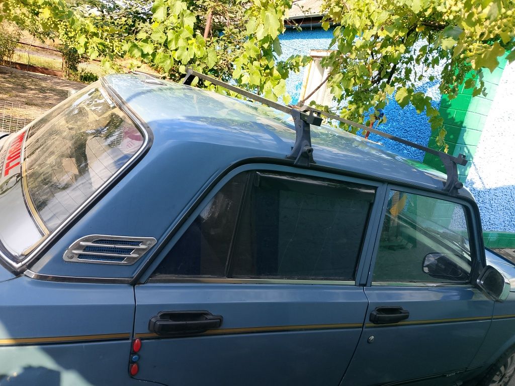 Автомобіль Ваз 2107