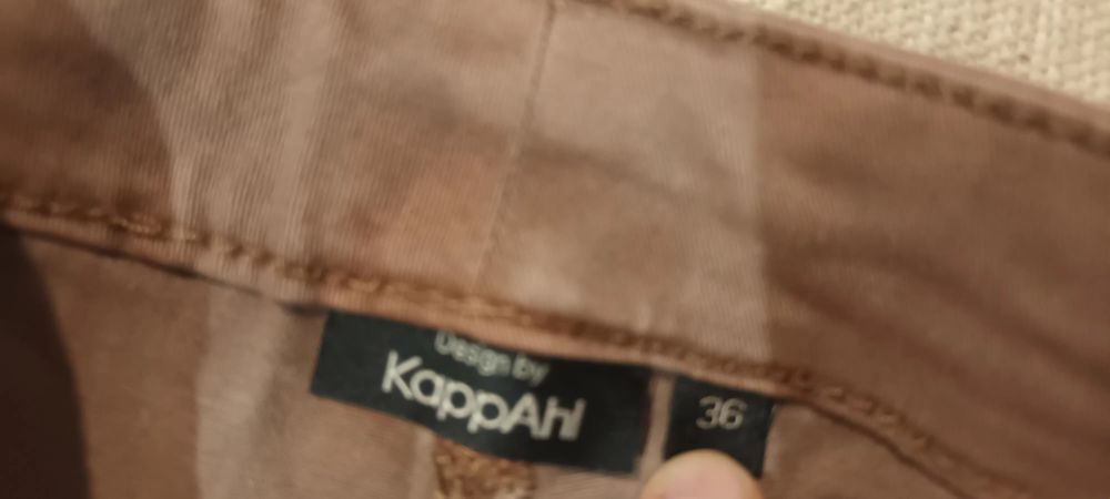 Spodnie brązowe KappAhl rozm.36
