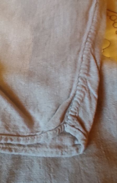 Продам вишиту сорочку ручного пошиву.