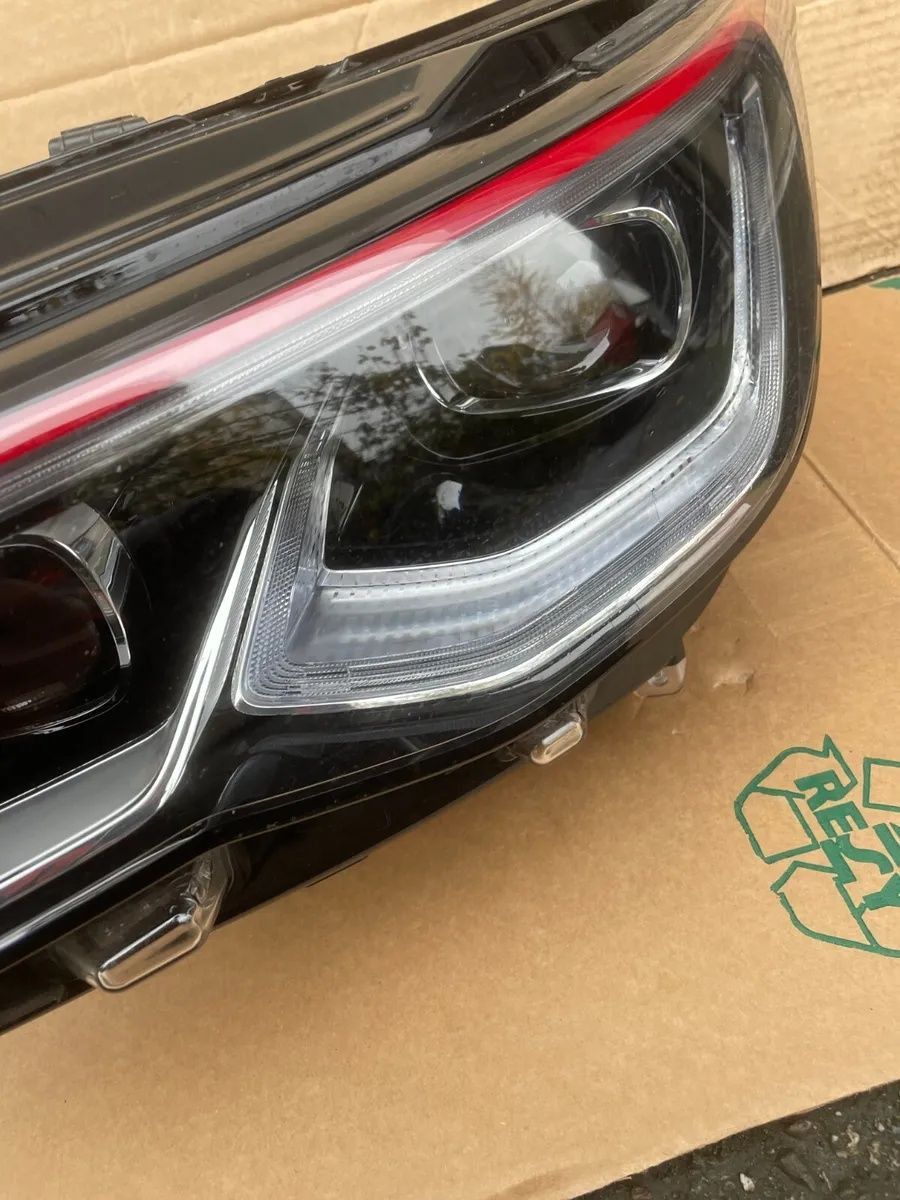 Farol golf 8 gti