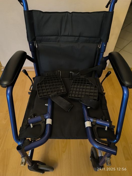 Wózek inwalidzki transportowy VERMEIREN składany