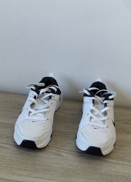 Ténis Nike novos