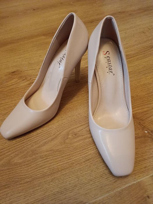Nowe buty 38,na obcasie Seastar. Pudrowy róż.
