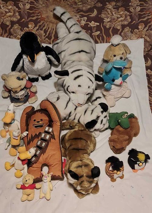 Peluches em quantidade são 16 Peluches (Vários Tamanhos)