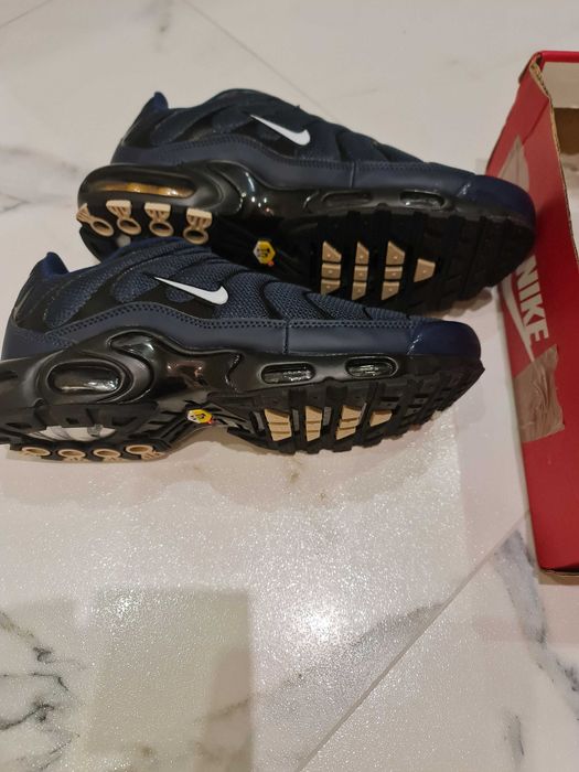 BUTY MĘSKIE NIKE Air Max Plus  r 44