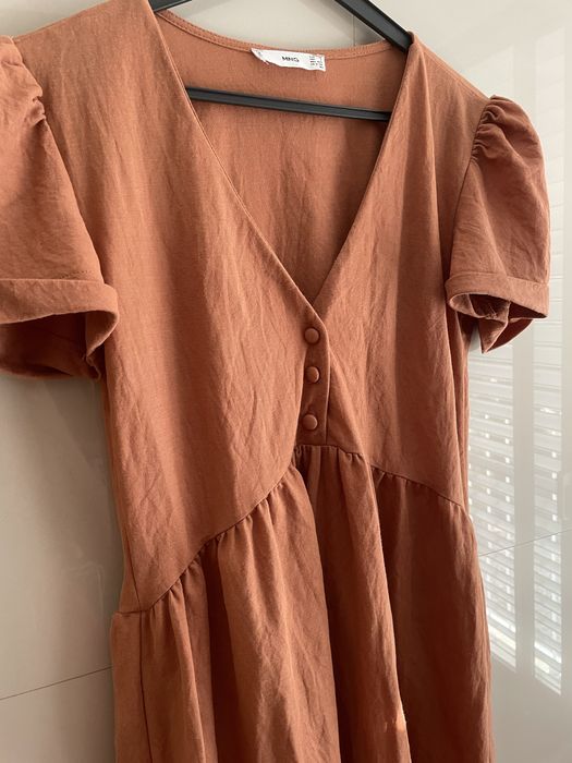 Vestido laranja Mango