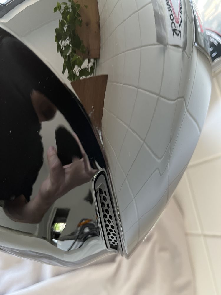 Capacete AGV K6 Preto Brilhante – Tamanho S (55-56)
