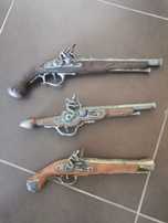 Armas decorativas e de coleção