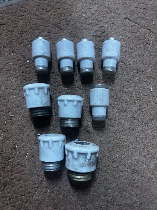 Bezpieczniki przemyslowe i oslonki