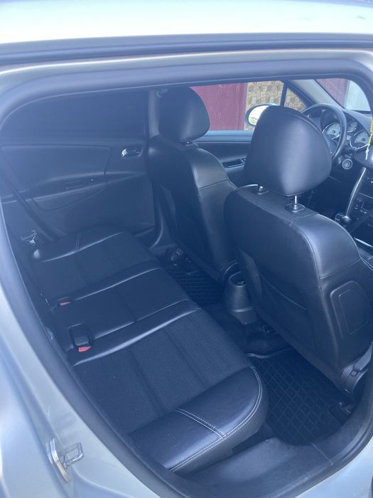 Peugeot 207 sw cross