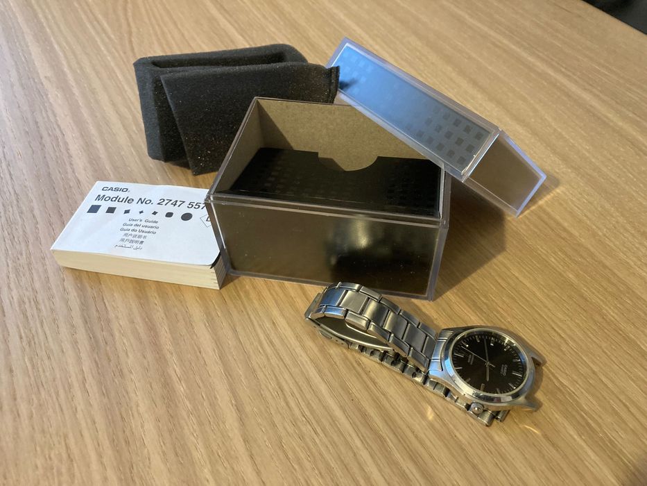 Zegarek Casio MTP-1200 - sprawny, zerwana bransoleta.