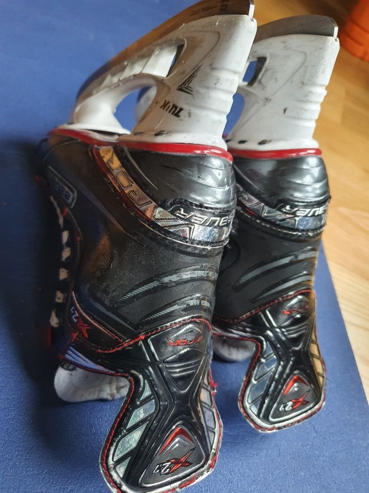 Bauer Vapor X2.7 r 39 wkladka 247mm 5.5 D lyzwy hokej hokejowe