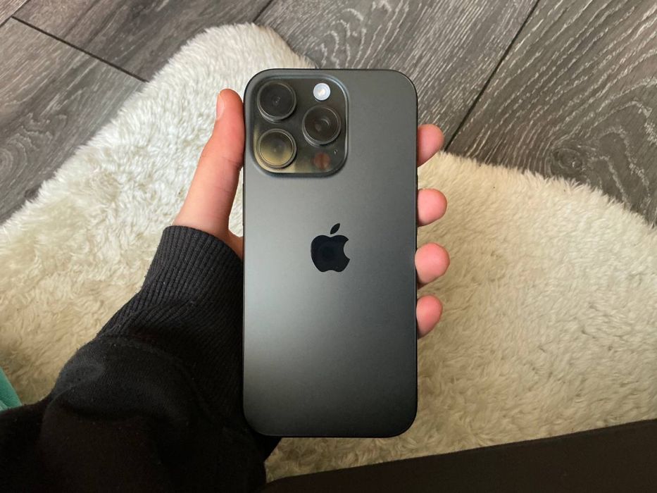 Iphone 16 pro 256 гб акб100%