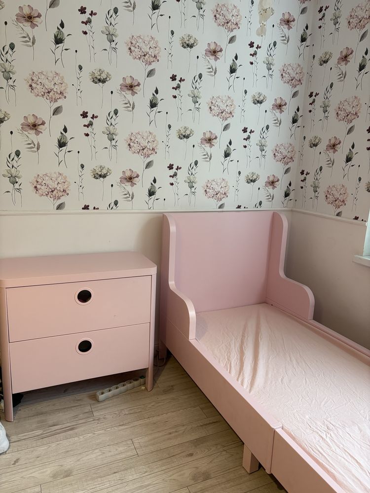 Ikea busunge łóżko rosnące z dzieckiem