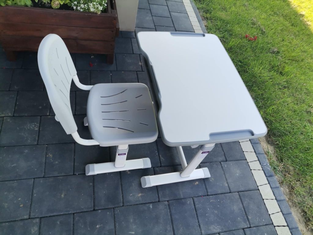 Cubby Sorpresa Grey - Regulowane biurko z krzesłem