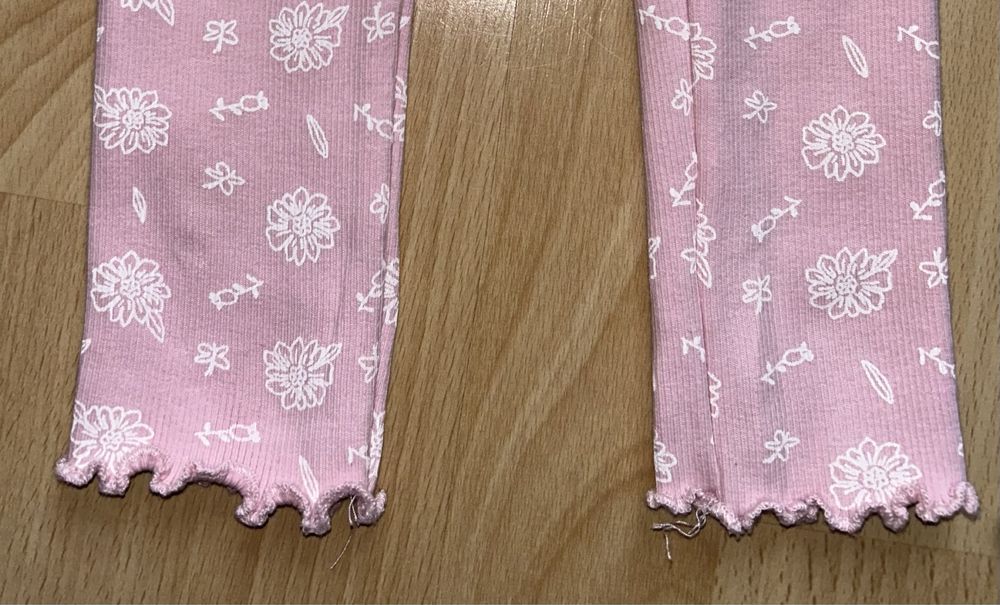 Prążkowane legginsy dziewczęce Reserved