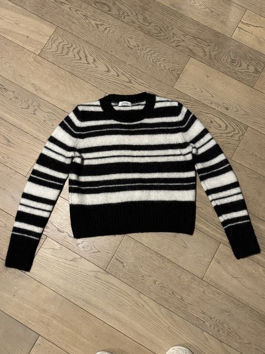 Вовняний светр COS XS-S