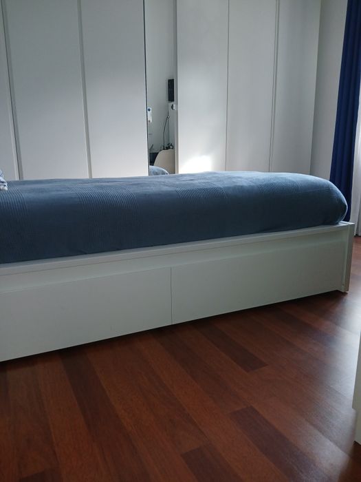 Cama Solteiro co. Arrumação