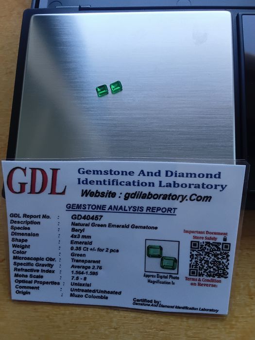Esmeraldas Naturais de Muzo  Certificadas e Exclusivas