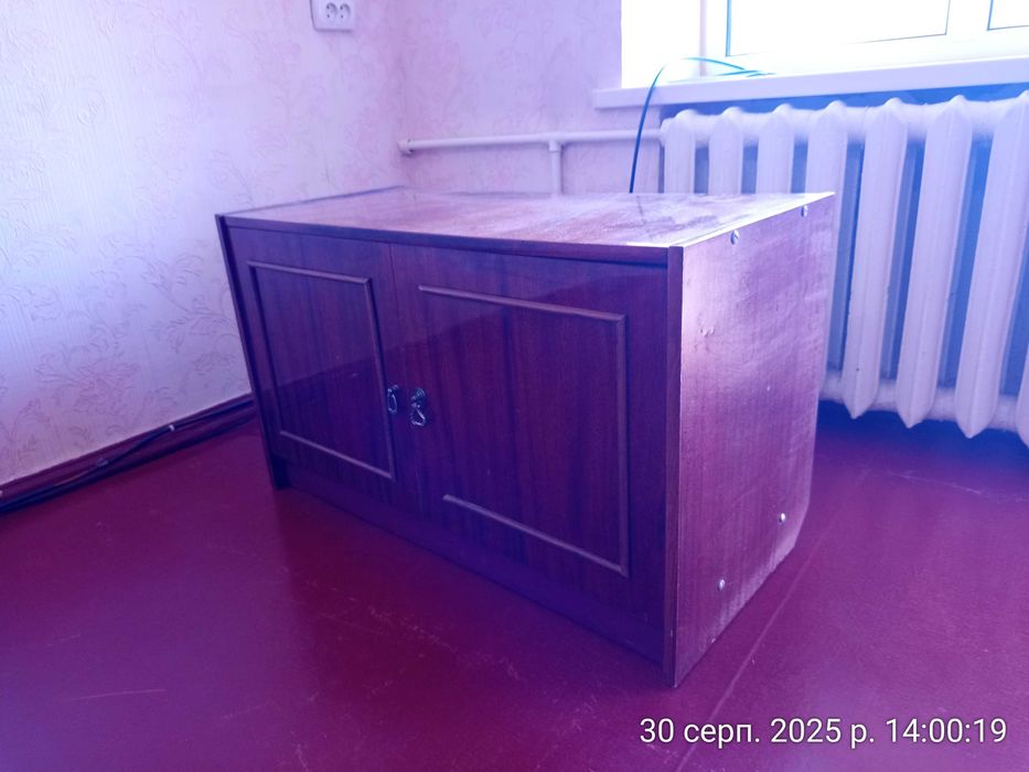 Тумба під телевізор