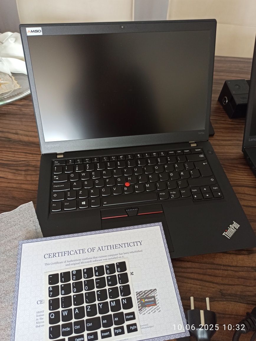 Lenovo ThinkPad T470S Intel-Core i5-7300U ze stacją dokującą 2szt