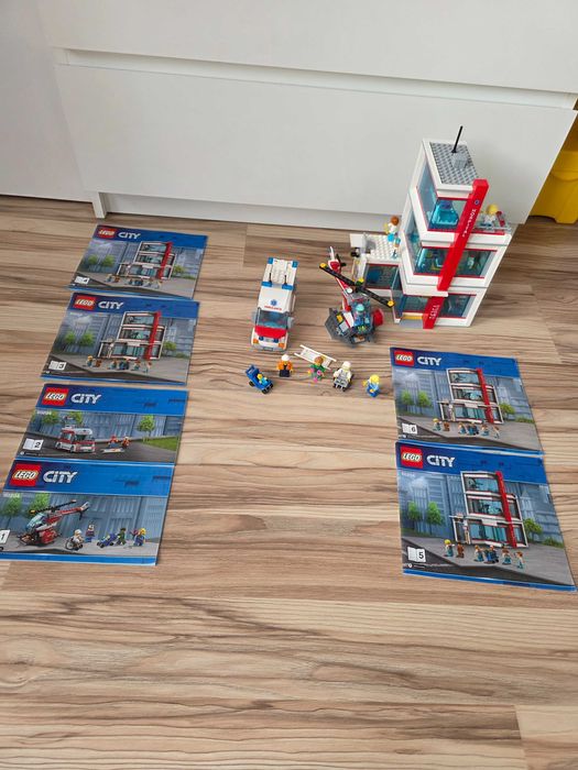 Lego City 60204 Szpital Rentgen Karetka Budynek Operacja Helikopter No